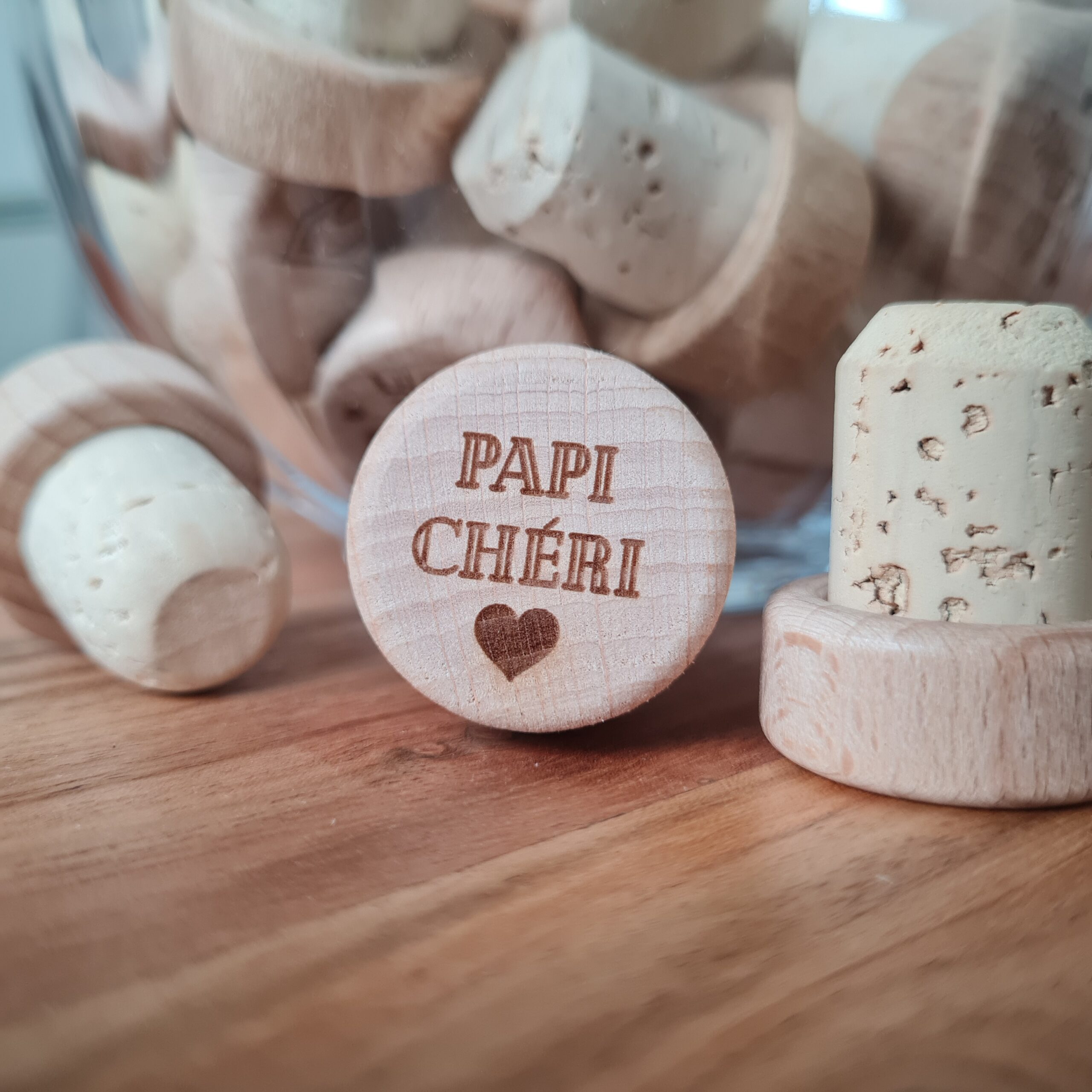 Bouchon en bois personnalisé